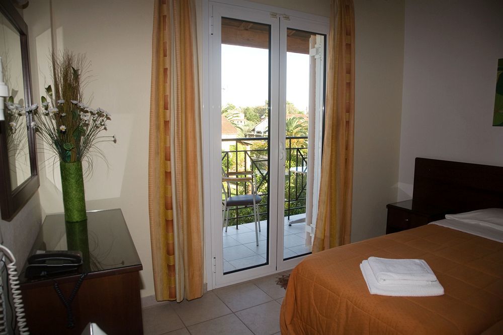 Metaxa Apartments Kávos Екстериор снимка